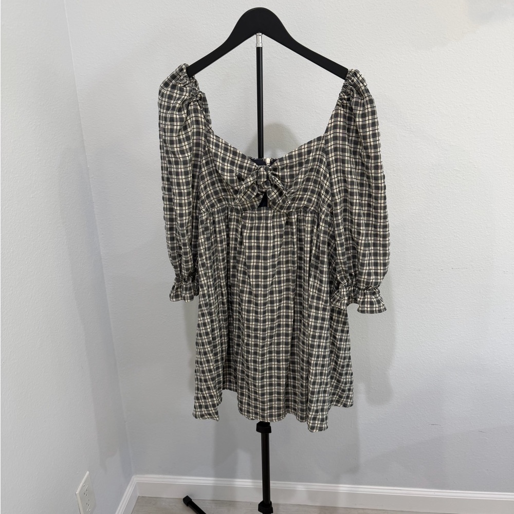 Lulu's  Plaid Puff-Sleeve Mini Dress